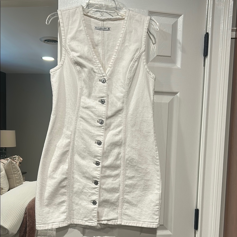 Abercrombie and Fitch Women's White Button-Down Dress